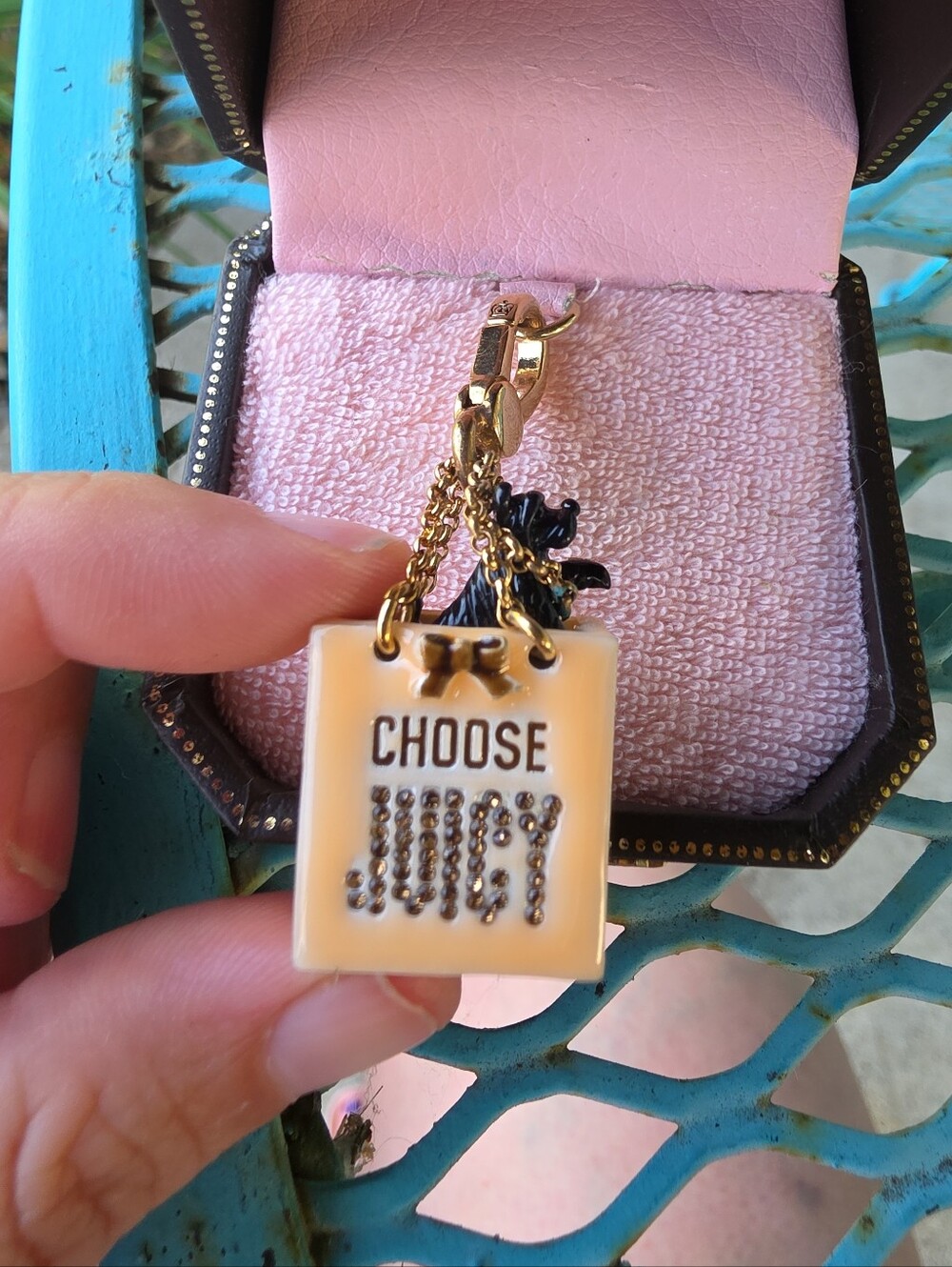 2007 JUICY COUTURE "YORKIE IN SHOPPING BAG" CHARM #YJRU2616- - Picture 4 of 14